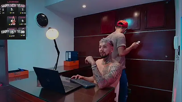 Valentiinoss online show from March 16, 9:50 pm