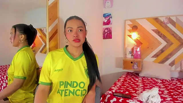 SoleneFontaine online show from November 14, 11:36 am