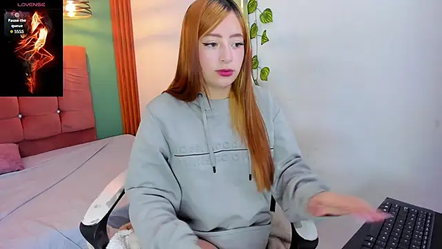 Aisha andy online show from November 25, 4:13 am