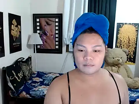 TSbrianaHugeCock online show from February 23, 1:55 pm