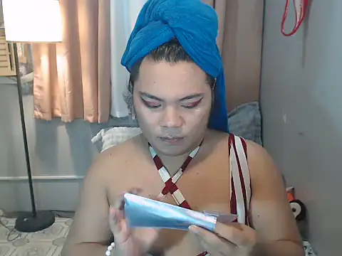 TSbrianaHugeCock online show from June 27, 7:25 am
