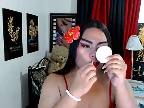 TSbrianaHugeCock online show from April 18, 7:07 pm