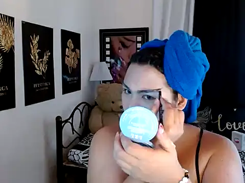 TSbrianaHugeCock online show from February 5, 6:53 am