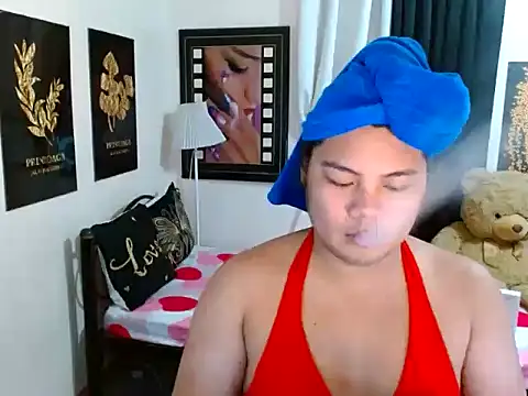 TSbrianaHugeCock online show from March 3, 3:19 pm