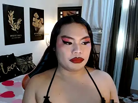 Snapshot of TSbrianaHugeCock chatting on September 10, 5:39 am TSbrianaHugeCock online show from September 10, 5:39 am