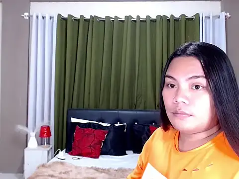 TSbrianaHugeCock online show from April 2, 11:50 am