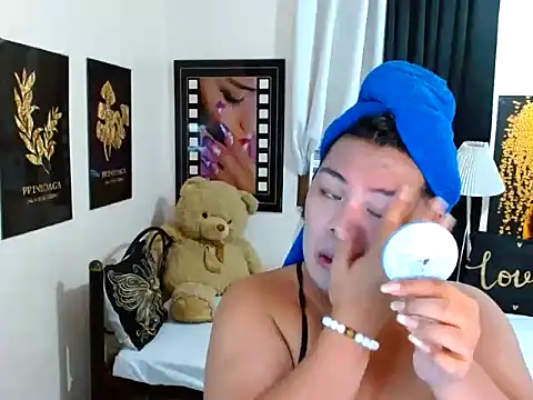 TSbrianaHugeCock online show from March 15, 1:18 pm