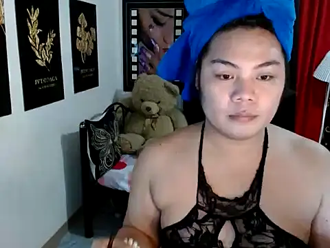 TSbrianaHugeCock online show from May 7, 3:15 pm