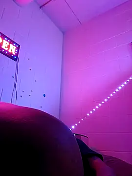 Nuttygmarley online show from November 27, 9:43 am