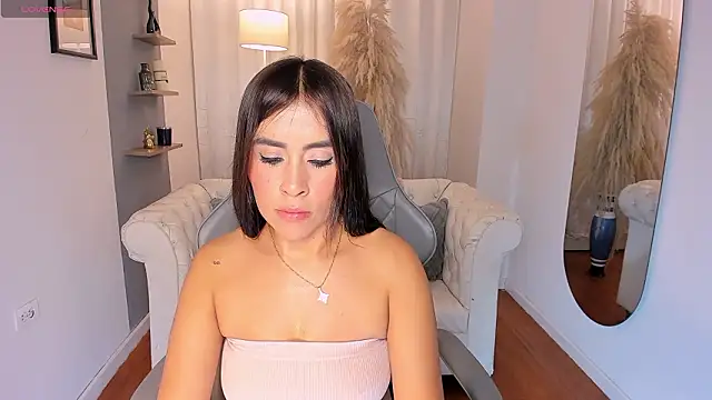 Natalia Leon8 online show from March 5, 3:47 am