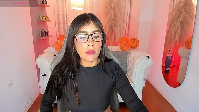 Natalia Leon8 online show from October 13, 4:25 am