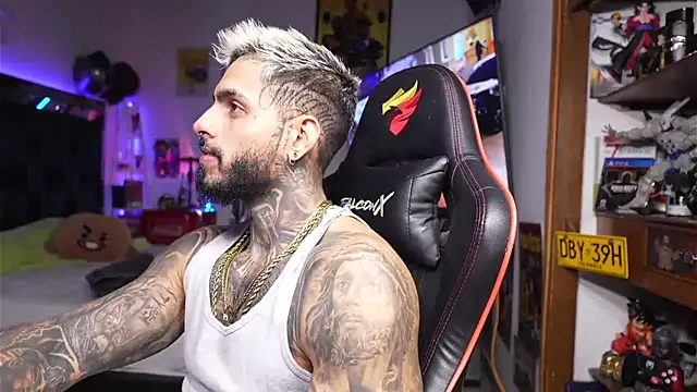 logan hugh8 online show from March 23, 5:07 am