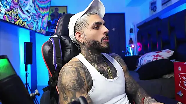 logan hugh8 online show from February 6, 2:51 am