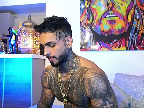 Snapshot of logan_hugh8 chatting on September 9, 2:54 am logan hugh8 online show from September 9, 2:54 am