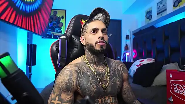 logan hugh8 online show from February 13, 3:28 am