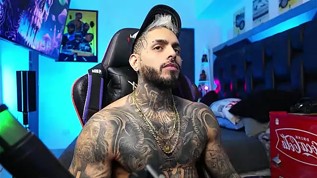 logan hugh8 online show from February 16, 10:18 pm