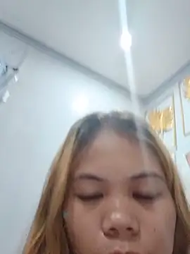 Sexxie Ella22 online show from June 3, 8:46 pm