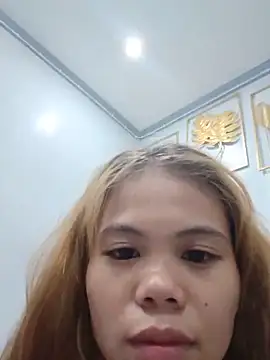 Snapshot of Sexxie_Ella22 chatting on May 13, 7:15 am Sexxie Ella22 online show from May 13, 7:15 am