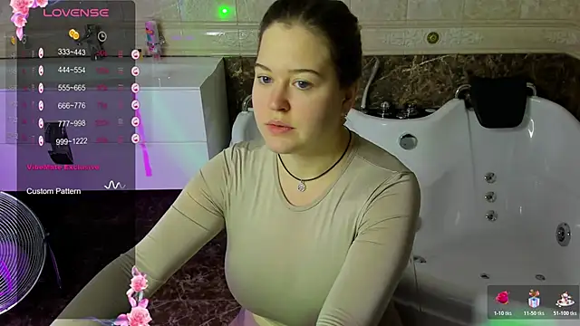 HelenHartt online show from November 10, 2:05 am