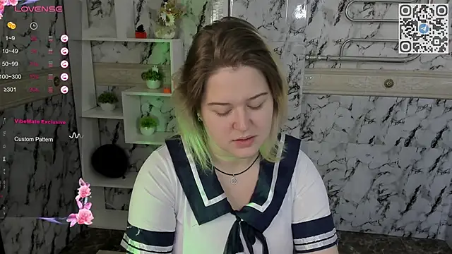 HelenHartt online show from November 4, 6:06 am