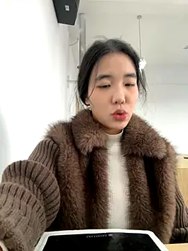 luluya1314 online show from November 20, 5:30 am