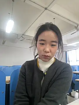 luluya1314 online show from November 13, 2:26 am