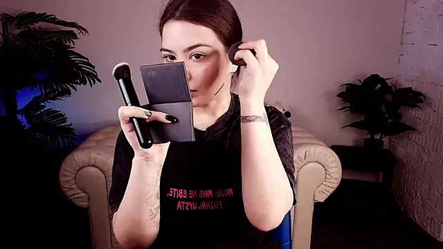 Dark Moni online show from April 2, 2:52 am