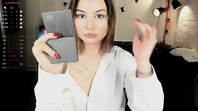 Dark Moni online show from October 29, 3:05 am