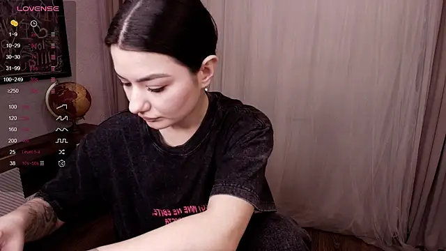 Dark Moni online show from October 19, 2:47 am