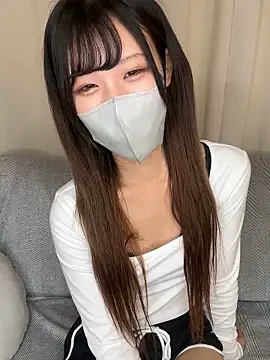 emiiiii1001 online show from November 25, 2:23 am