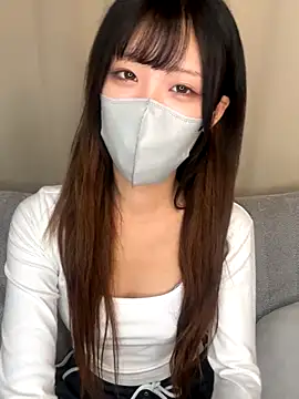 emiiiii1001 online show from November 29, 2:12 am