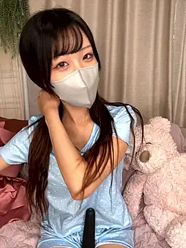 emiiiii1001 online show from October 21, 4:23 am