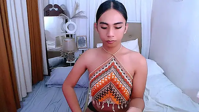 scarlet smith7 online show from April 5, 1:18 pm