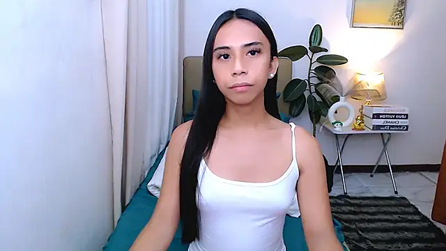scarlet smith7 online show from June 12, 1:25 am