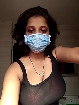 Love Foreverr12 online show from November 19, 7:08 am