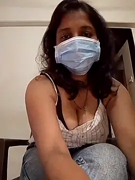 Love Foreverr12 online show from October 30, 6:55 am