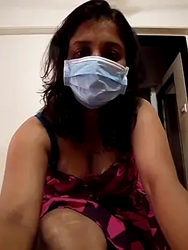 Love Foreverr12 online show from October 26, 5:52 am