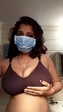 Love Foreverr12 online show from November 20, 9:10 am