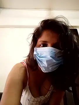 Snapshot of Love_Foreverr12 chatting on October 17, 4:49 am Love Foreverr12 online show from October 17, 4:49 am