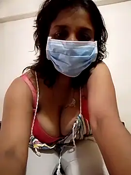 Love Foreverr12 online show from November 7, 8:08 am