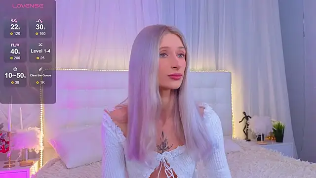 Monica Leen online show from February 6, 6:42 am