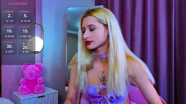 Monica Leen online show from October 30, 6:34 am