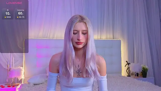 Monica Leen online show from February 13, 6:35 am