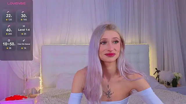 Monica Leen online show from February 26, 6:24 am