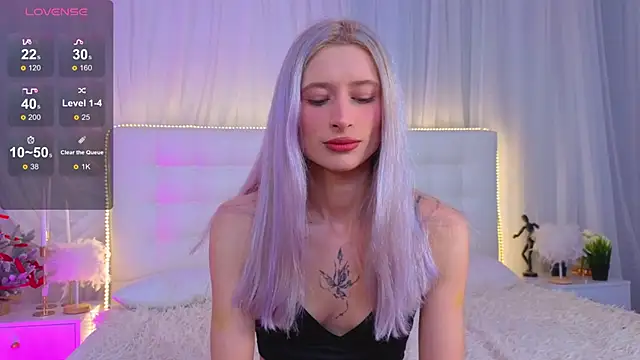 Monica Leen online show from February 10, 6:34 am