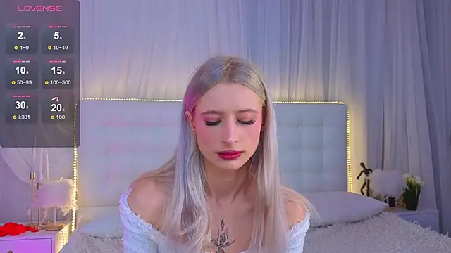 Monica Leen online show from February 23, 6:25 am