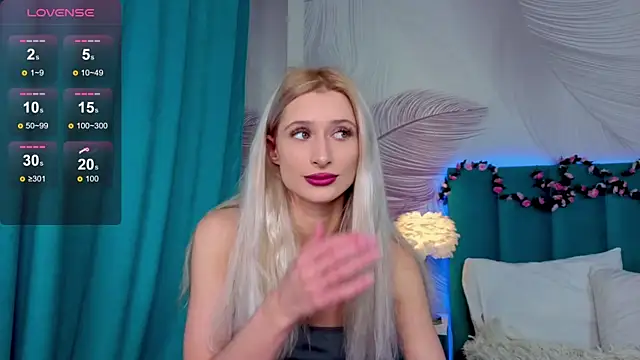 Monica Leen online show from November 23, 6:23 am