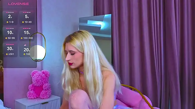 Monica Leen online show from November 7, 6:29 am