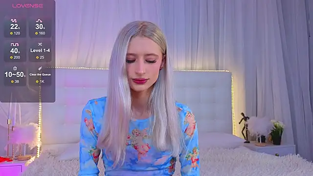 Monica Leen online show from February 21, 6:26 am