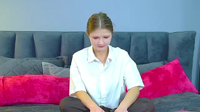 JaneRosen online show from October 12, 6:48 am